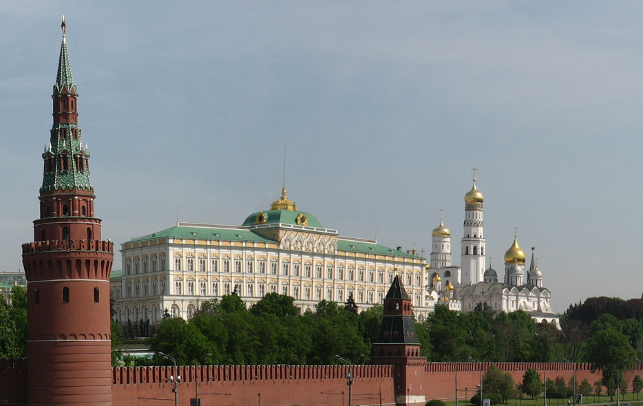 КРЕМЉ СО УСЛОВ ДО КИЕВ: Повлечете се од Донбас за да почнат преговорите