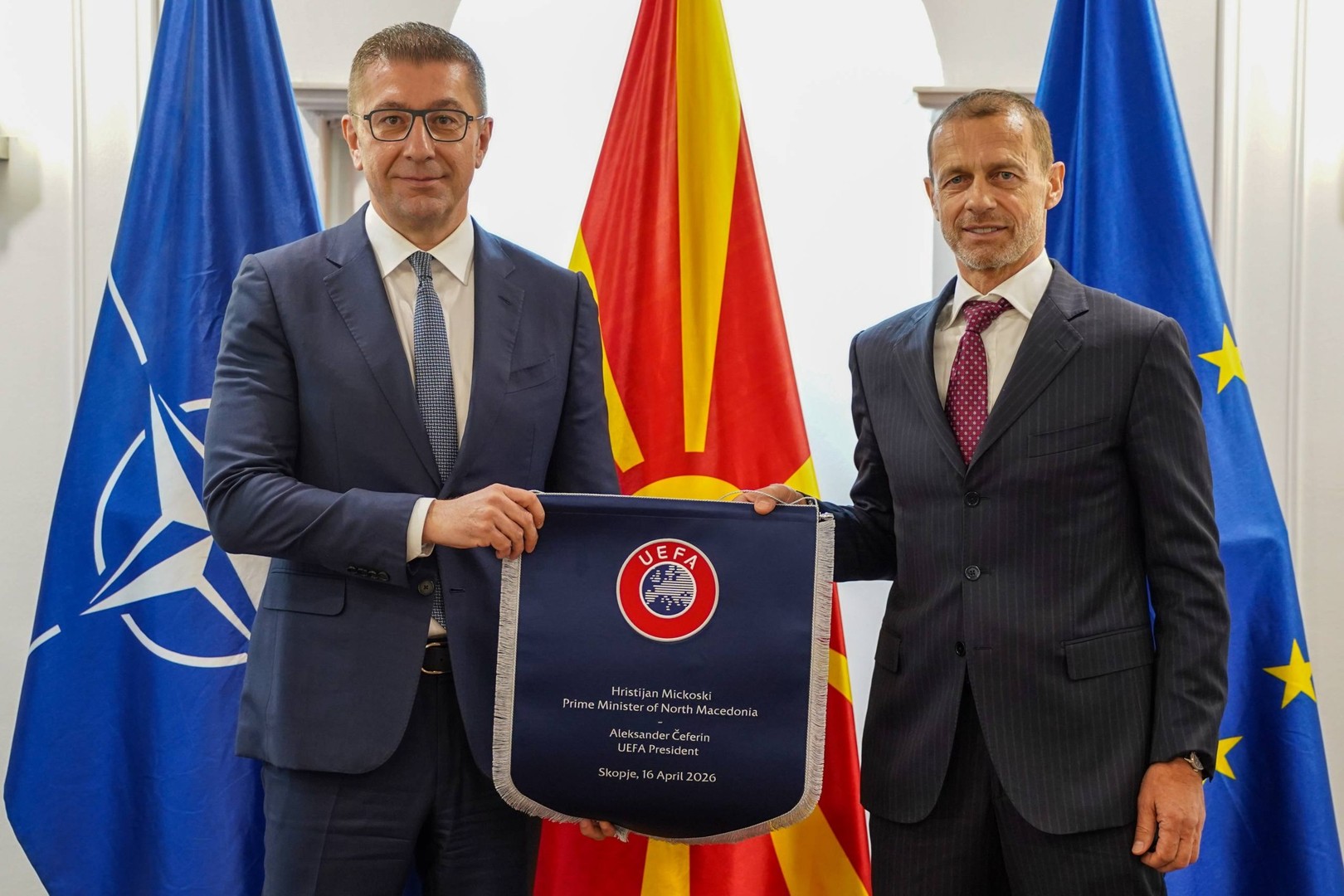 ЧЕФЕРИН БЕШЕ НА ПРИЕМ КАЈ ПРЕМИЕРОТ МИЦКОСКИ, на покана на претседателот на ФФМ, Масар Омерагиќ