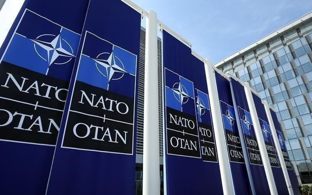 Како би можел ТРАМП ДА ГО УНИШТИ НАТО? Ова се 5 сценарија