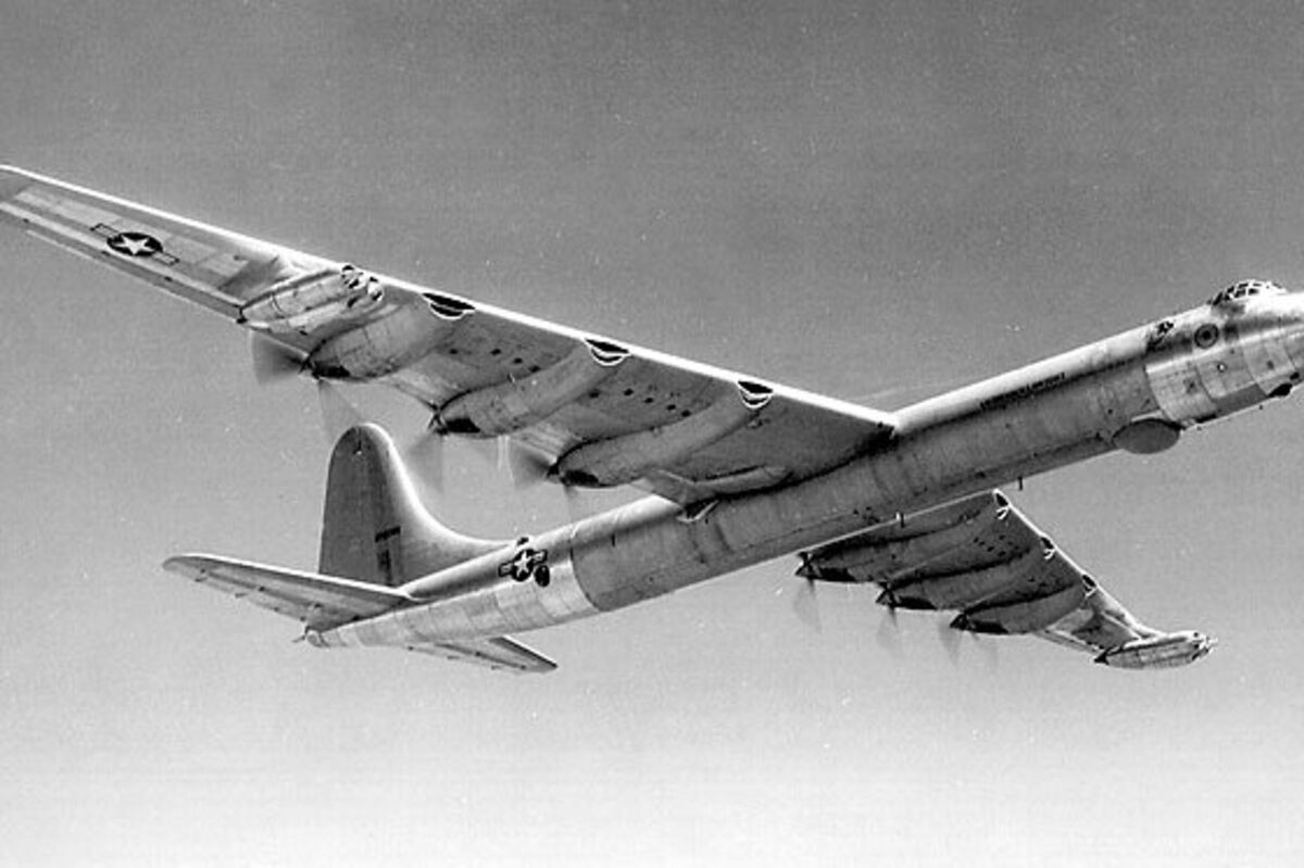 8 август 1946: Првиот лет на B-36 Peacemaker – џинот што го одбележа почетокот на Ладната војна