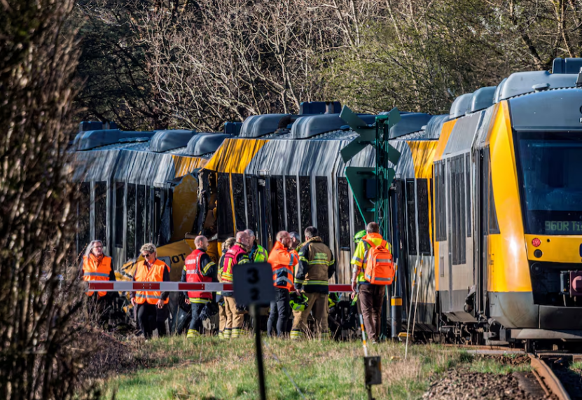ГОЛЕМА СПАСУВАЧКА АКЦИЈА - Возови се судрија во ДАНСКА