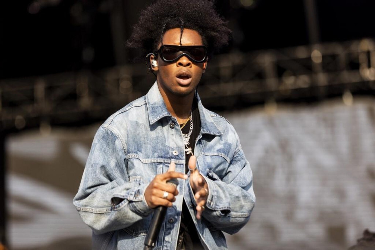 БУМ во музиката го направи ѕвезда. БУМ СО ДЕВОЈКАТА ГО ДОНЕСЕ ДО СМРТНА КАЗНА