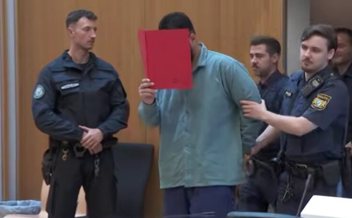 ДОЖИВОТЕН ЗАТВОР БЕЗ ПРАВО НА ПОМИЛУВАЊЕ - За Авганистанецот што со автомобил уби мајка и 2 годишно дете во Минхен