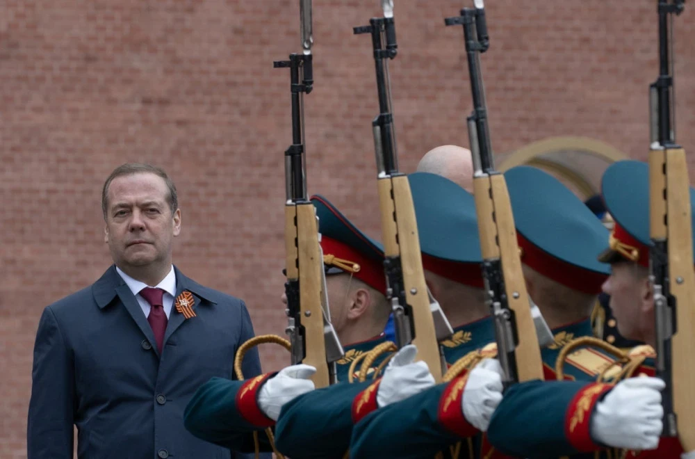 „Колку повеќе пари, толку ПОСТРАШЕН КРАЈ“