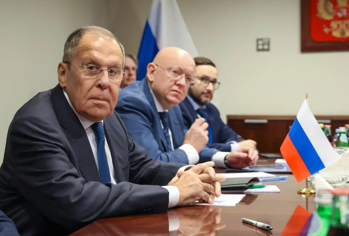 Сергеј Лавров за време на состанокот