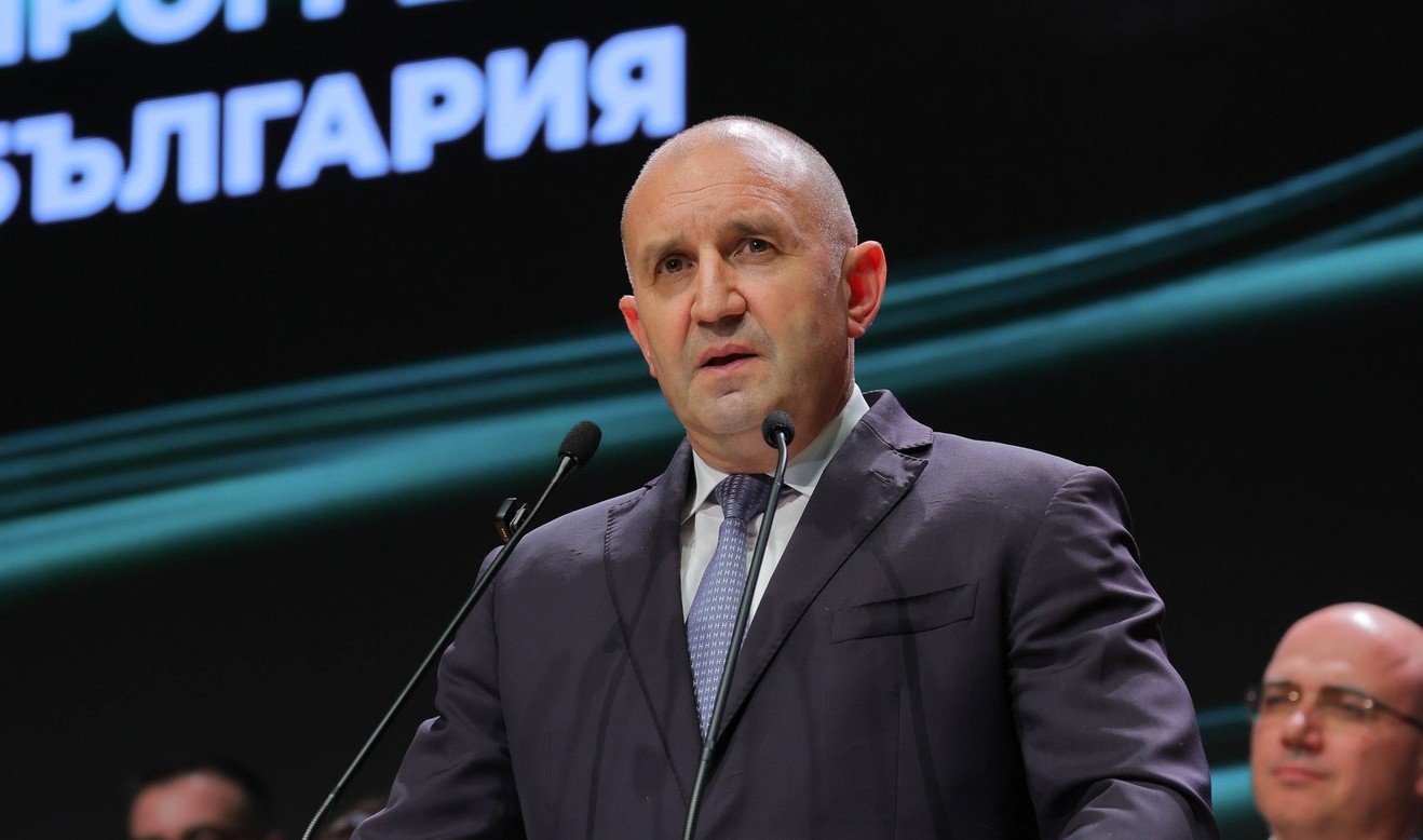 БУГАРИЈА ОДБИ ДА УЧЕСТВУВА ВО НОВАТА ПОМОШ ЗА УКРАИНА ОД 70 МИЛИЈАРДИ ЕВРА - Како ви изгледа ова во контекст на сè што се случува во Европа?