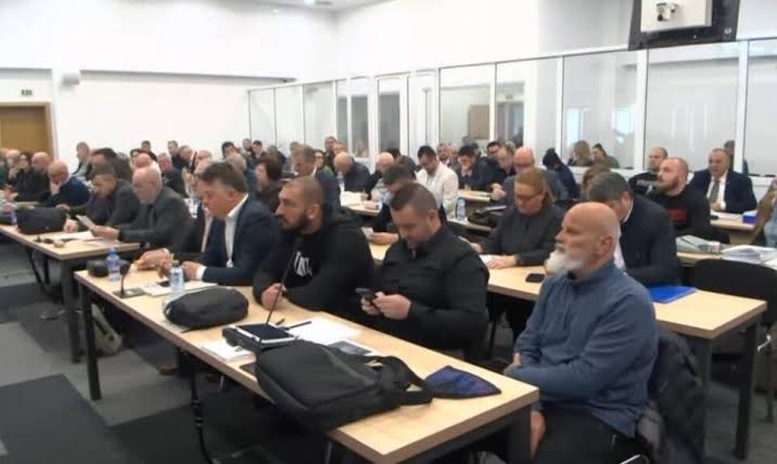 ВИСТИНАТА СЕ УТВРДУВА СО ДОКАЗИ, А НЕ СПОРЕД ПОТРЕБИТЕ НА ОДБРАНАТА – Порака од родителите на загинатите во „Пулс“