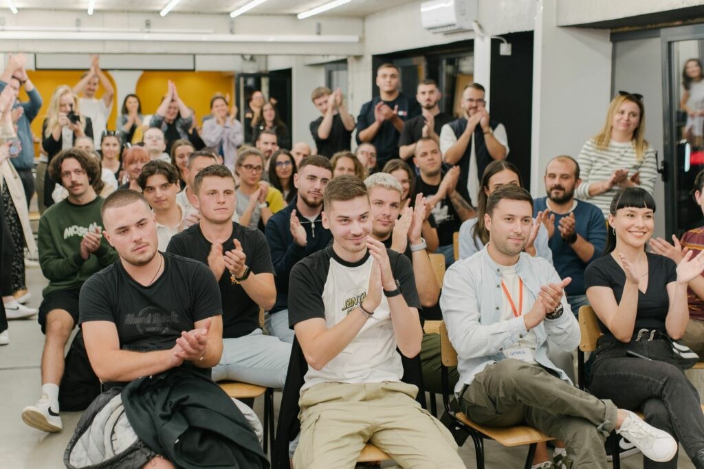 НАМЕСТО „BRAIN DRAIN“-„BRAIN EXPORT“ - Brainster извезува македонски образовен модел во ЕУ