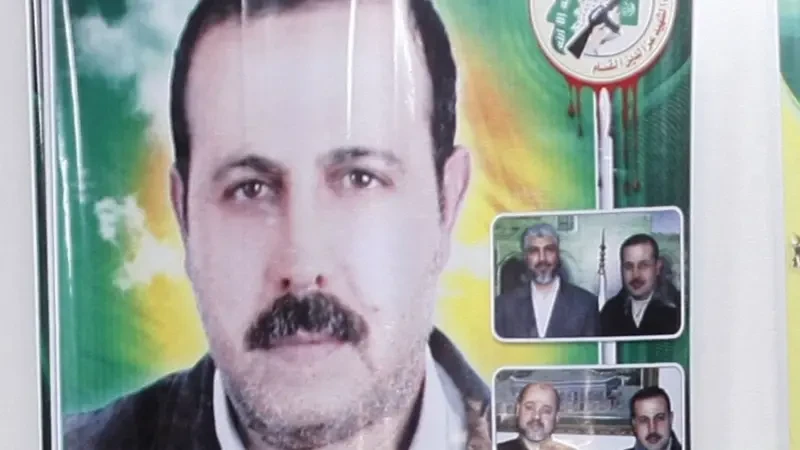 Махмуд ал-Мабух прво бил повреден со електрични шокови, а потоа задавен.