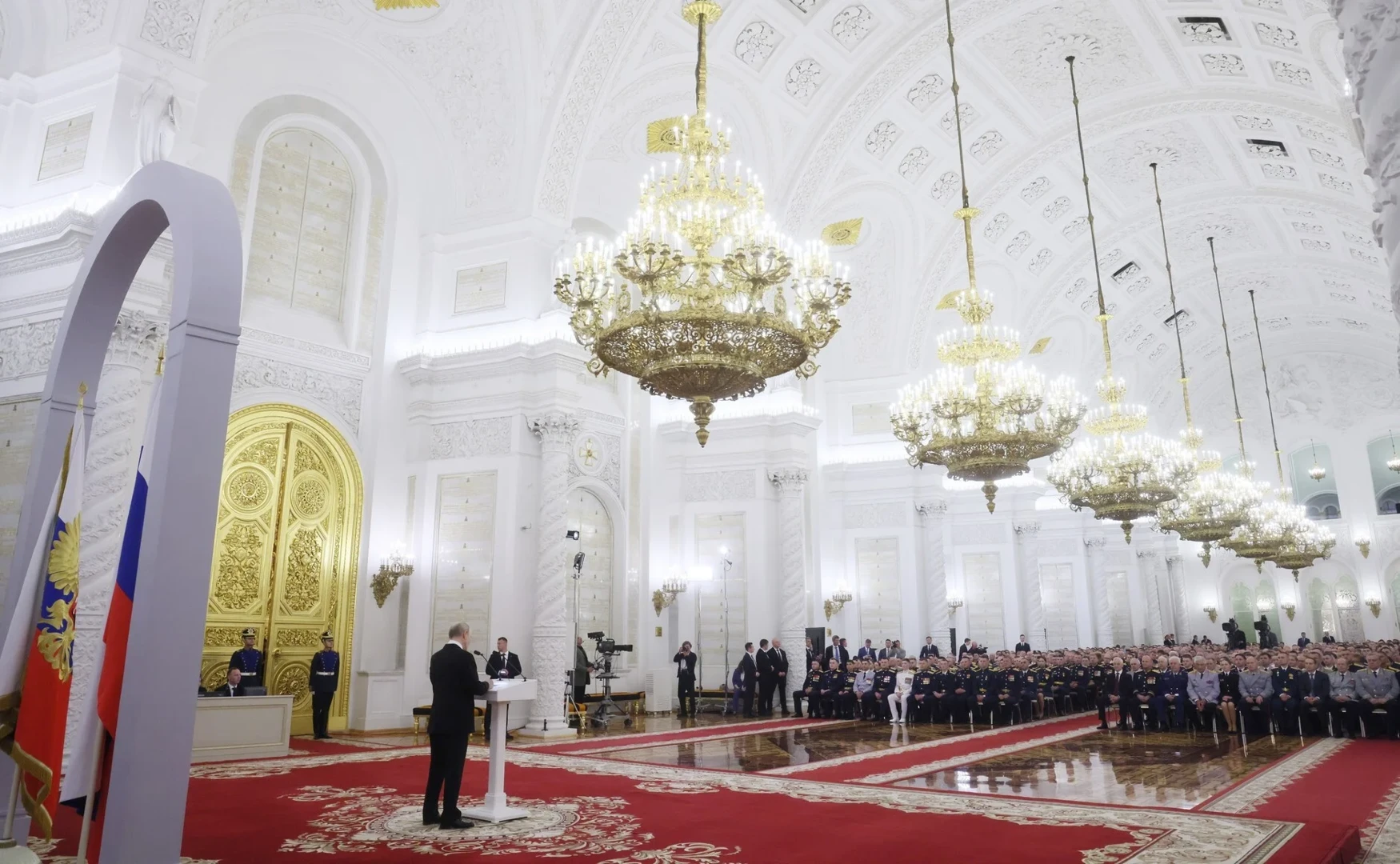 Путин држи говор пред дипломирани војници, 23 јуни 2026 година.