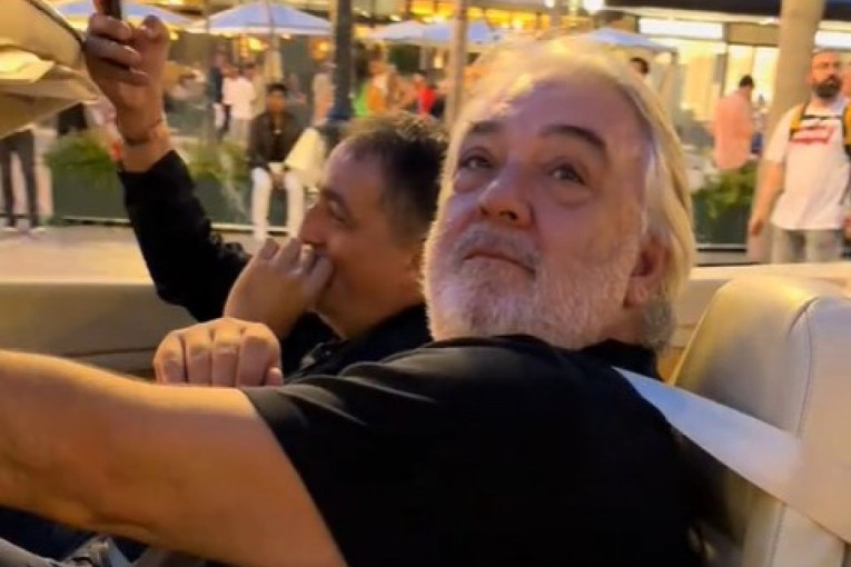 Boba napustio Srbiju! Uhvaćen kako se vozika besnom mašinom, a tek da čujete šta je rekao! (VIDEO)