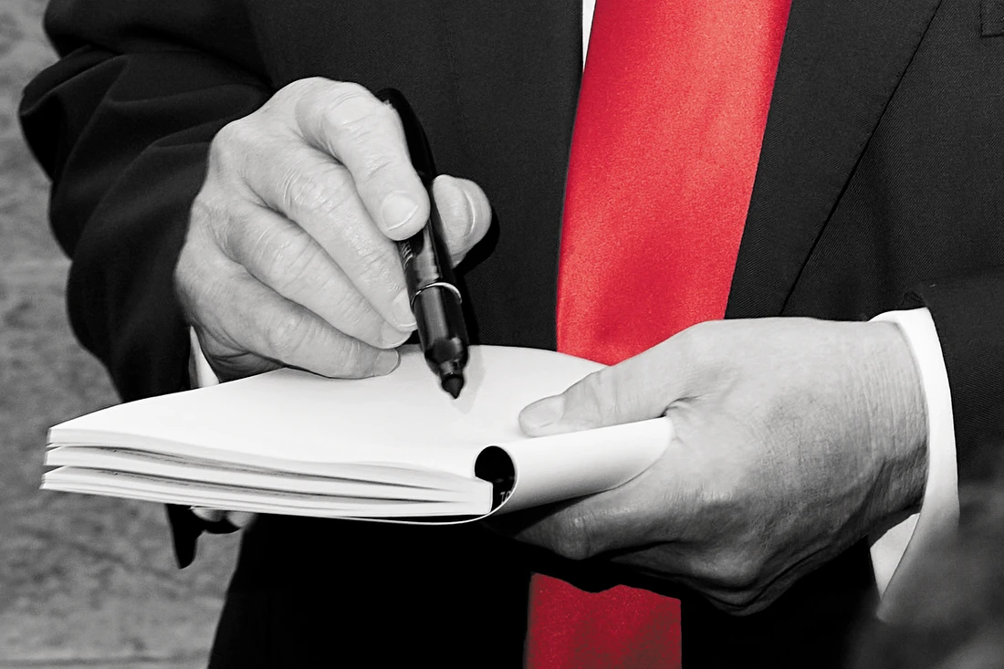 ЦРНО-БЕЛА ЛИСТА: Трамп има список на „лоши“ членки на НАТО, откри како планира да ги казни