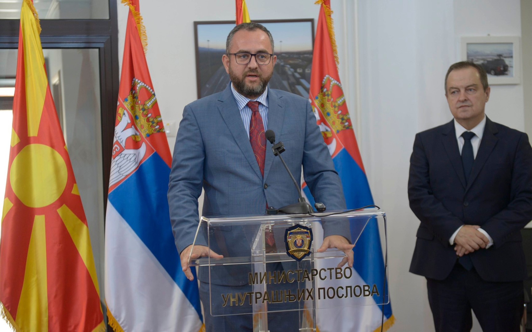 ЗАПЛЕНЕТИОТ АМФЕТАМИН Е ПОВРЗАН СО НАРКО-ГРУПИ ВО МАКЕДОНИЈА, големи апсења во Скопје и Куманово