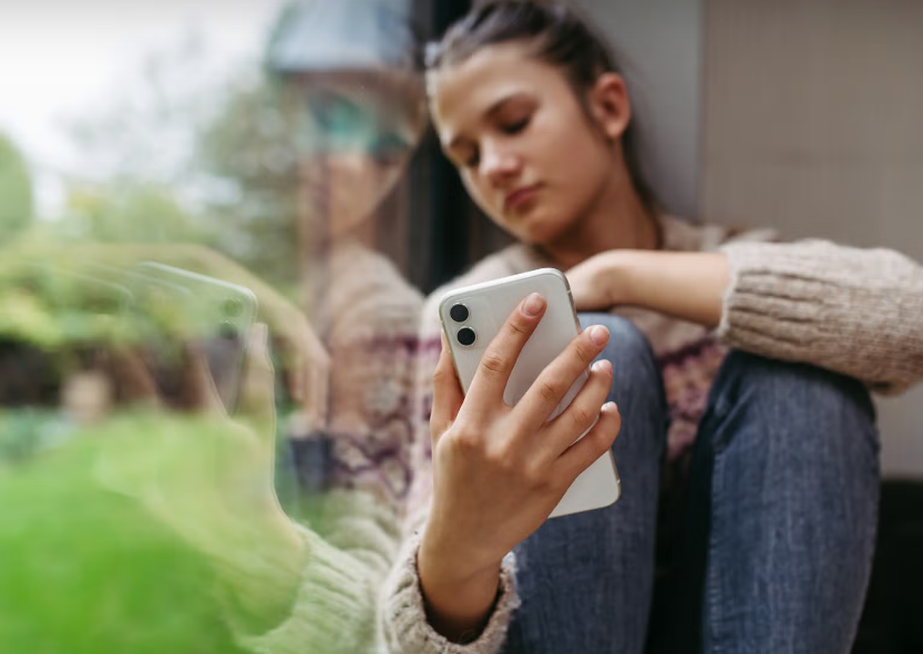 СТОП ЗА СОЦИЈАЛНИТЕ МРЕЖИ за деца под 15 - Турција со радикален закон