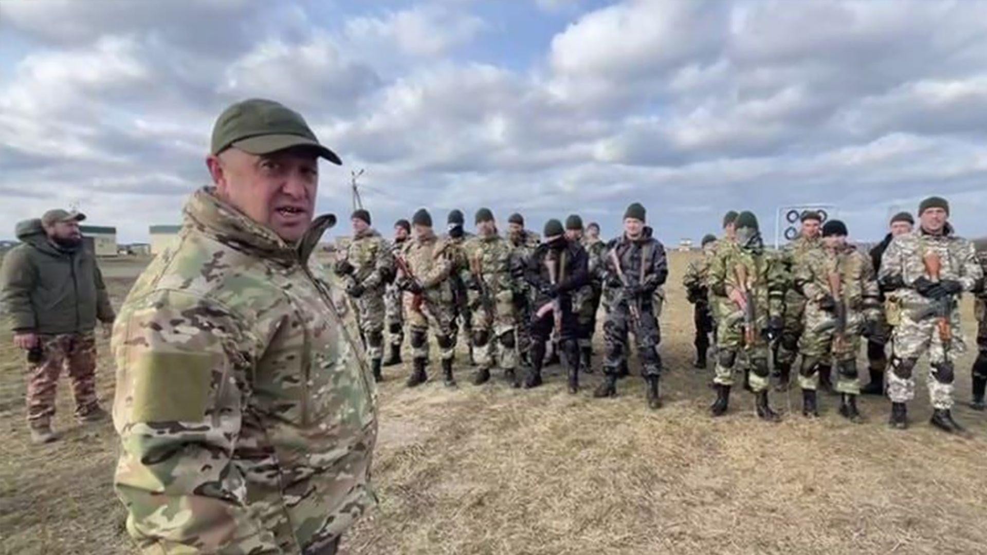 Евгениј Пригожин и платениците на групата Вагнер