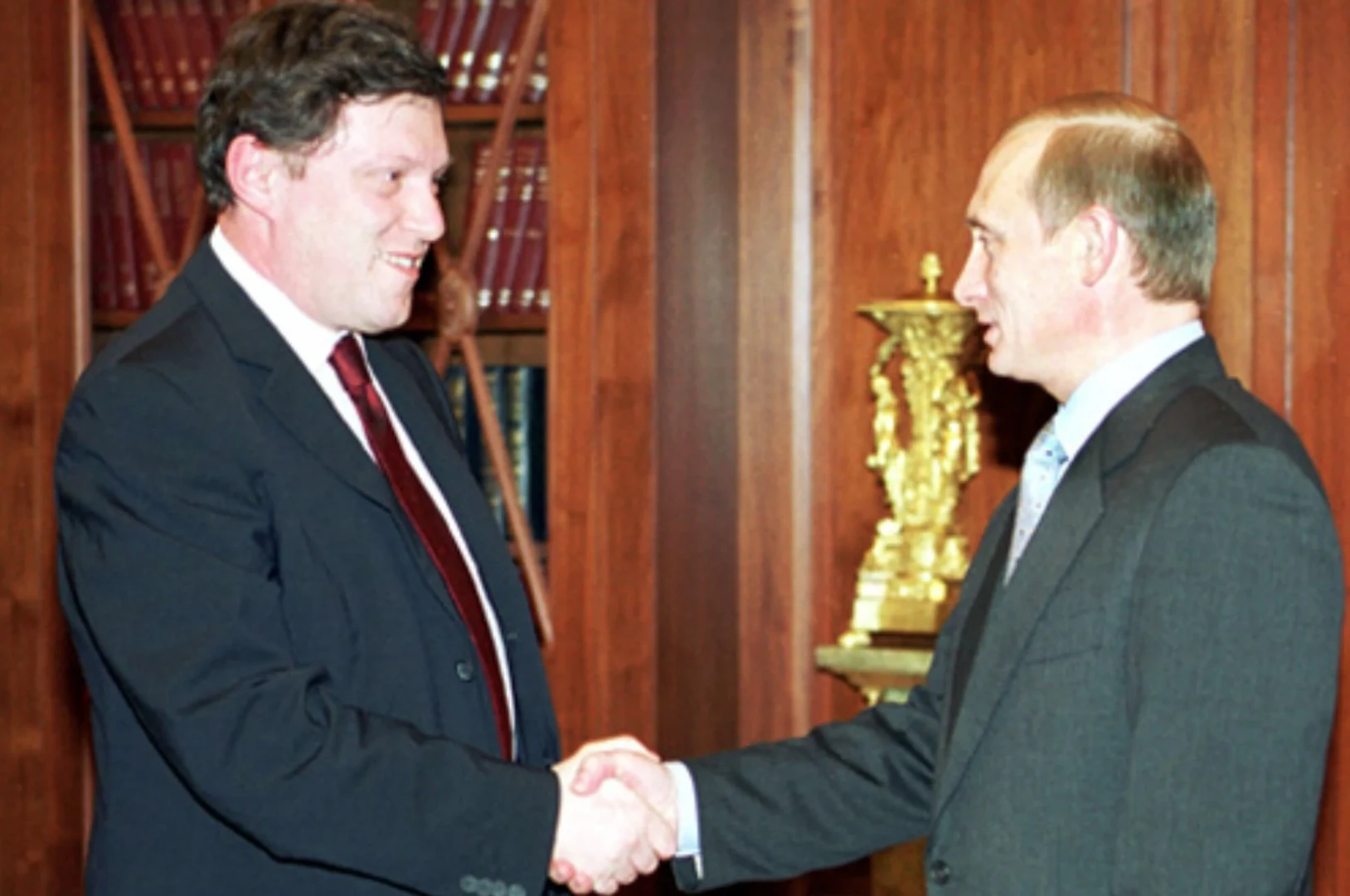 Григориј Јавлински и Владимир Путин во 2000 година