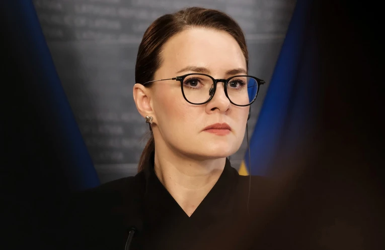 Оставка на украинската премиерка: ЈУЛИЈА СВИРИДЕНКО ЗАМИНУВА ПО НАЈАВЕНАТА РЕКОНСТРУКЦИЈА НА ЗЕЛЕНСКИ