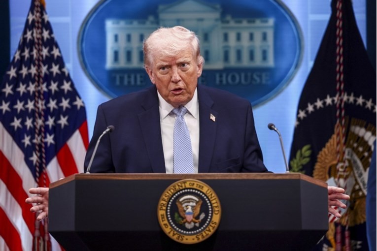 Американската десница го прослави примирјето на Трамп со Иран. БРЗО СЕ ПРЕДОМИСЛИЈА