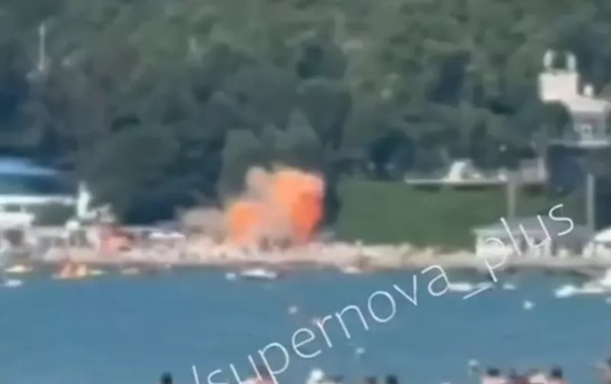 Дали мета бил Путин? Петмина загинаа по напад со дрон во близина на неговата резиденција