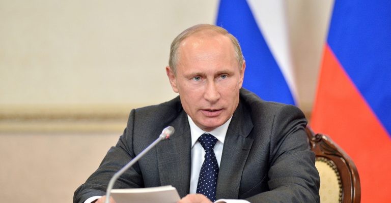 Путин ослободи поранешен американски маринец од руски затвор, Трамп откри што стои зад одлуката