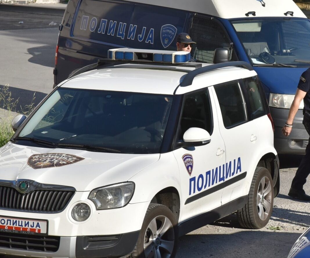 ПОЛИЦИЈАТА ВО ГОЛЕМА АКЦИЈА: Откриени револвер и муниција!