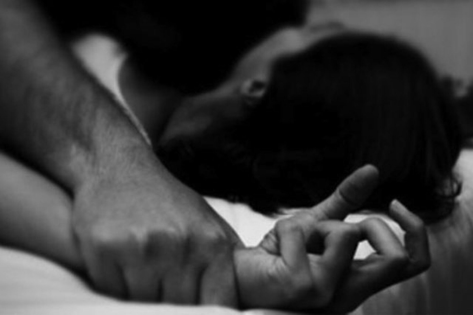 ШОКАНТЕН СЛУЧАЈ ВО МАКЕДОНИЈА: 26-годишник една година живеел со малолетничка и ја силувал!
