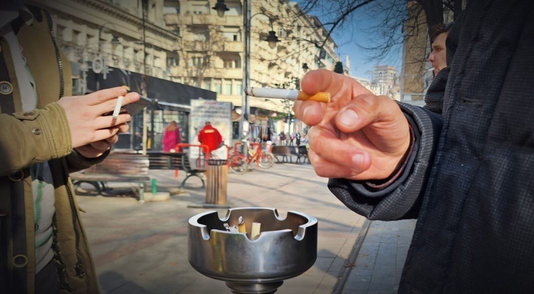 СЕКОЈ ЧЕТВРТИ ВО МАКЕДОНИЈА СЕКОЈДНЕВНО ПОСЕГНУВА ПО НИКОТИН: Новите бројки откриваат колку сме над европскиот просек!