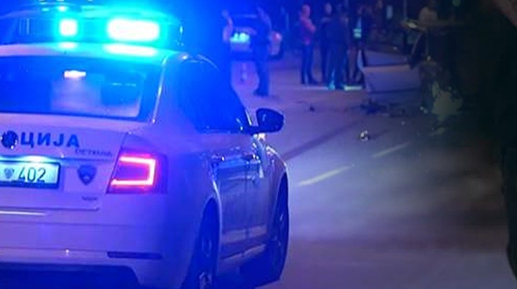 Возач удрил во 16-годишник и избегал: Полицијата трага по него