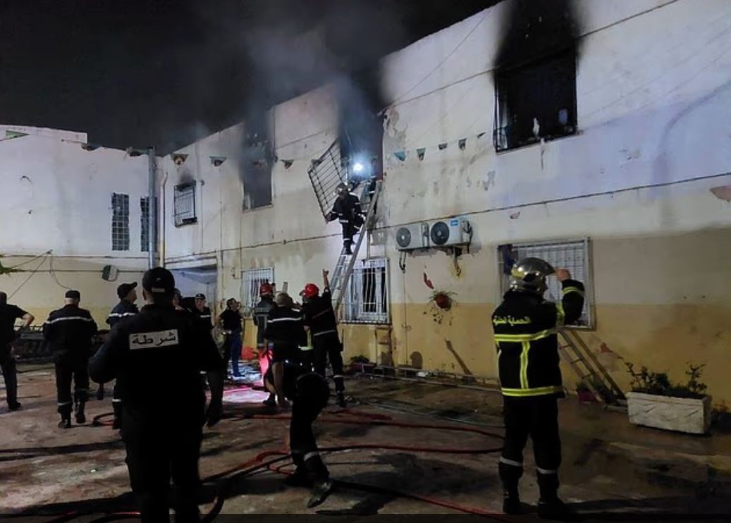 Пламените ги заробија децата: Голем пожар во дом за сираци однесе 11 животи - Ова се деталите