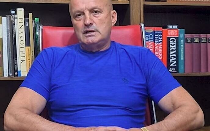 На Драган му кажале дека ќерка му починала, а 17 години подоцна ја видел во училиште: „Веднаш знаев дека е моја“