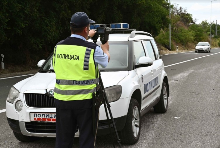 Полицијата санкционираше 14 опасни возачи во едно деноноќие, меѓу кои и велешанец - еве каков прекршок направил!