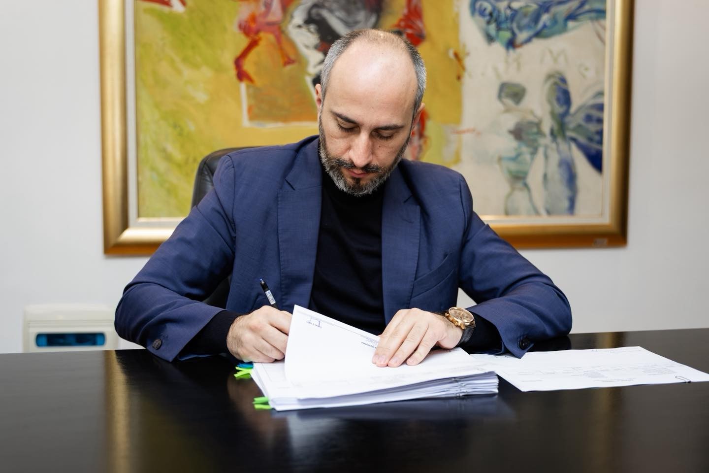 Почнува исплатата на еднократна парична подршка за секое прваче