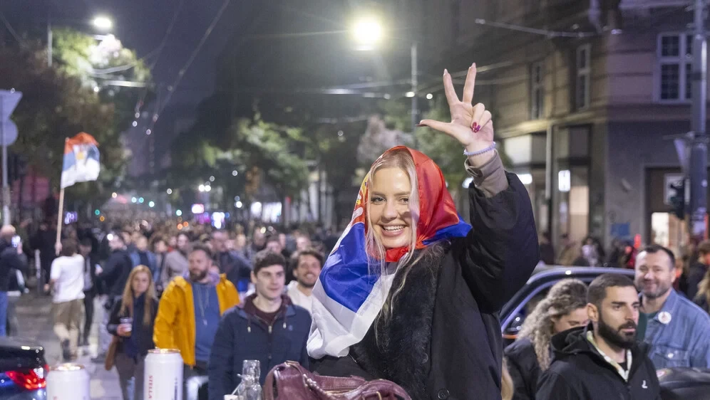 „НЕКОЈ НА БАЛКАНОТ ИМА ХРАБРОСТ!“ – Снимките од Србија го обиколија светот, честитки пристигнуваат од сите страни!