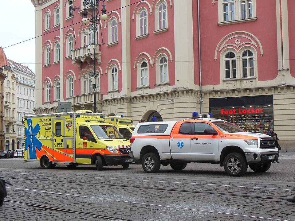 ТЕШКА НЕСРЕЌА! Директен судир на два автобуса, најмалку 40 повредени - Еве ги деталите