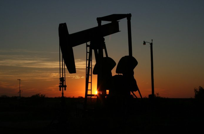 Турција го намалува увозот на руска нафта – испораките преку Црното Море драстично паднаа