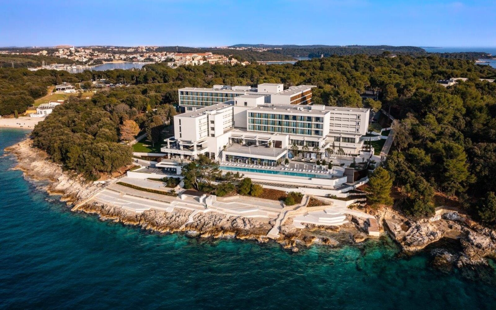 150 хрватски хотели се приклучија на тужбата против Booking.com поради нелегални клаузули