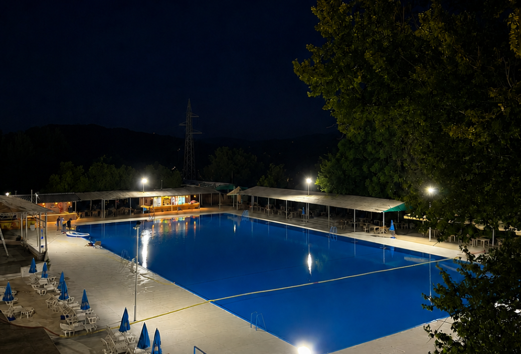 Велес вечерва ќе пулсира во летен ритам: Capri Pool Veles организира ноќно капење, музика и незаборавна атмосфера (ФОТО)