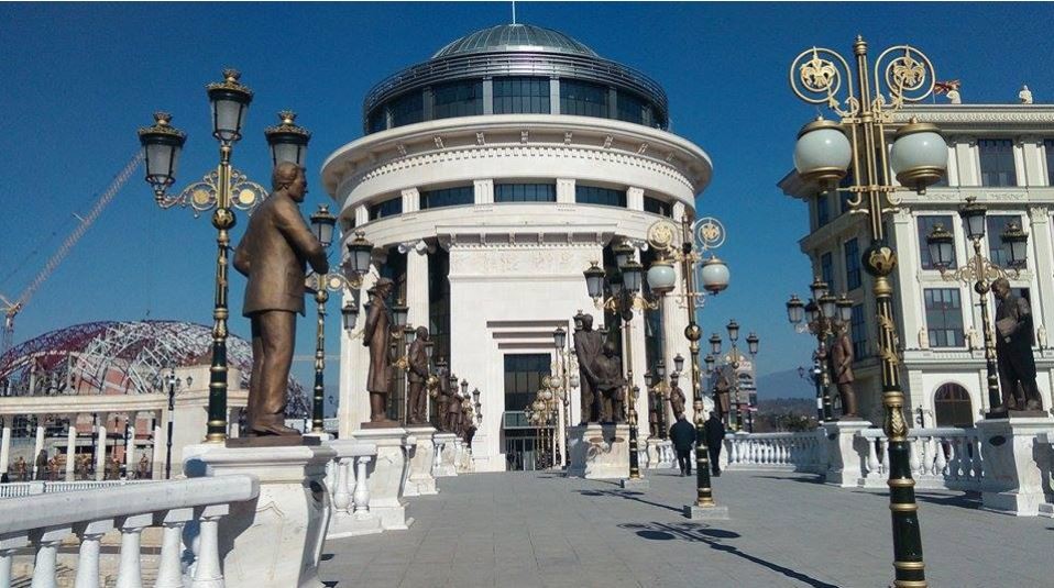 13-годишник се бори за живот, Обвинителството бара притвор за полнолетен осомничен