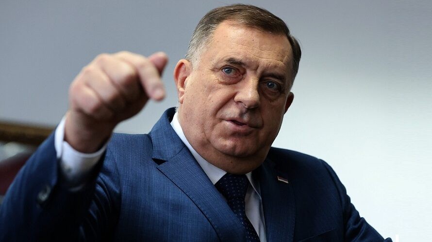 Што се случувало пред смртта на Младиќ? Хаг отвори истрага, Додик обвинува