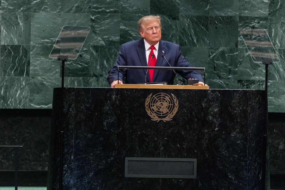 МОЌНА ПОРАКА ОД ЊУЈОРК: Трамп предупреди на иранска ракета со дострел до Европа