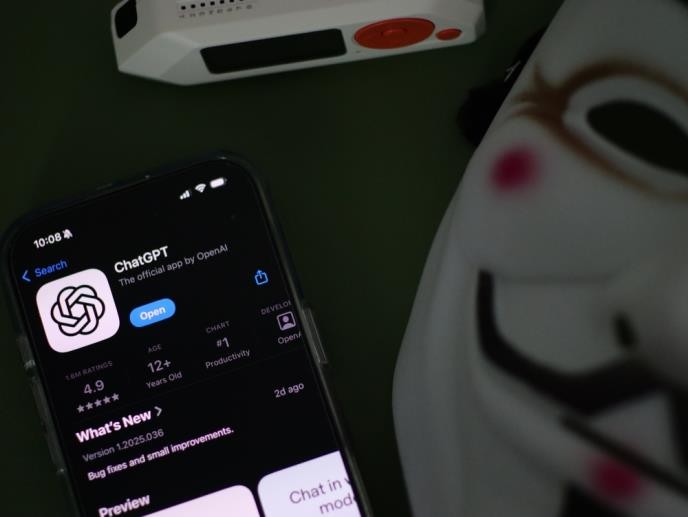Кои зборови се забранети на ChatGPT? Еве поради кои прашања вештачката интелигенција може да одбие да одговори