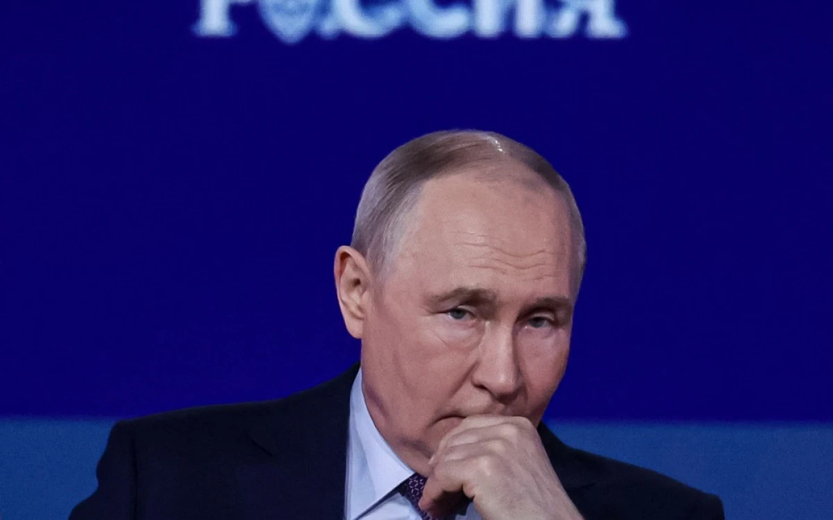 ПУТИН СО ПОВИК НА УЗБУНА: Итна средба во Кремљ може да промени се!