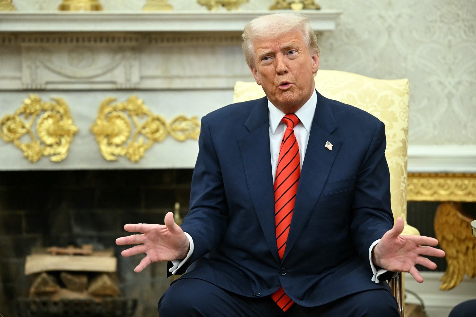Доналд Трамп објави шокантни фотографии од „уништена“ иранска флота